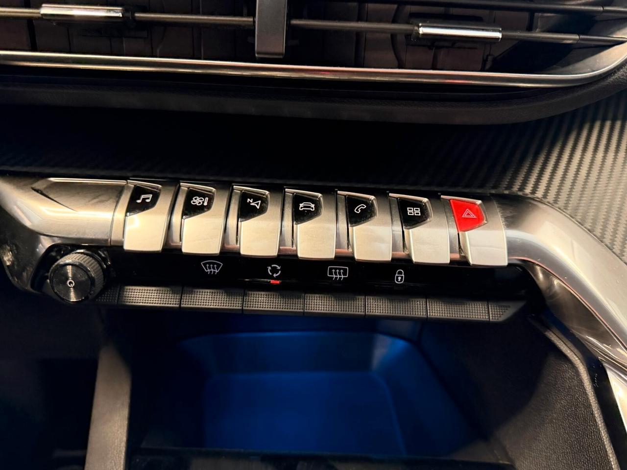 PEUGEOT 3008 ALLURE 1.5 130CV NAVI CRUISE CAM ANNO 2021