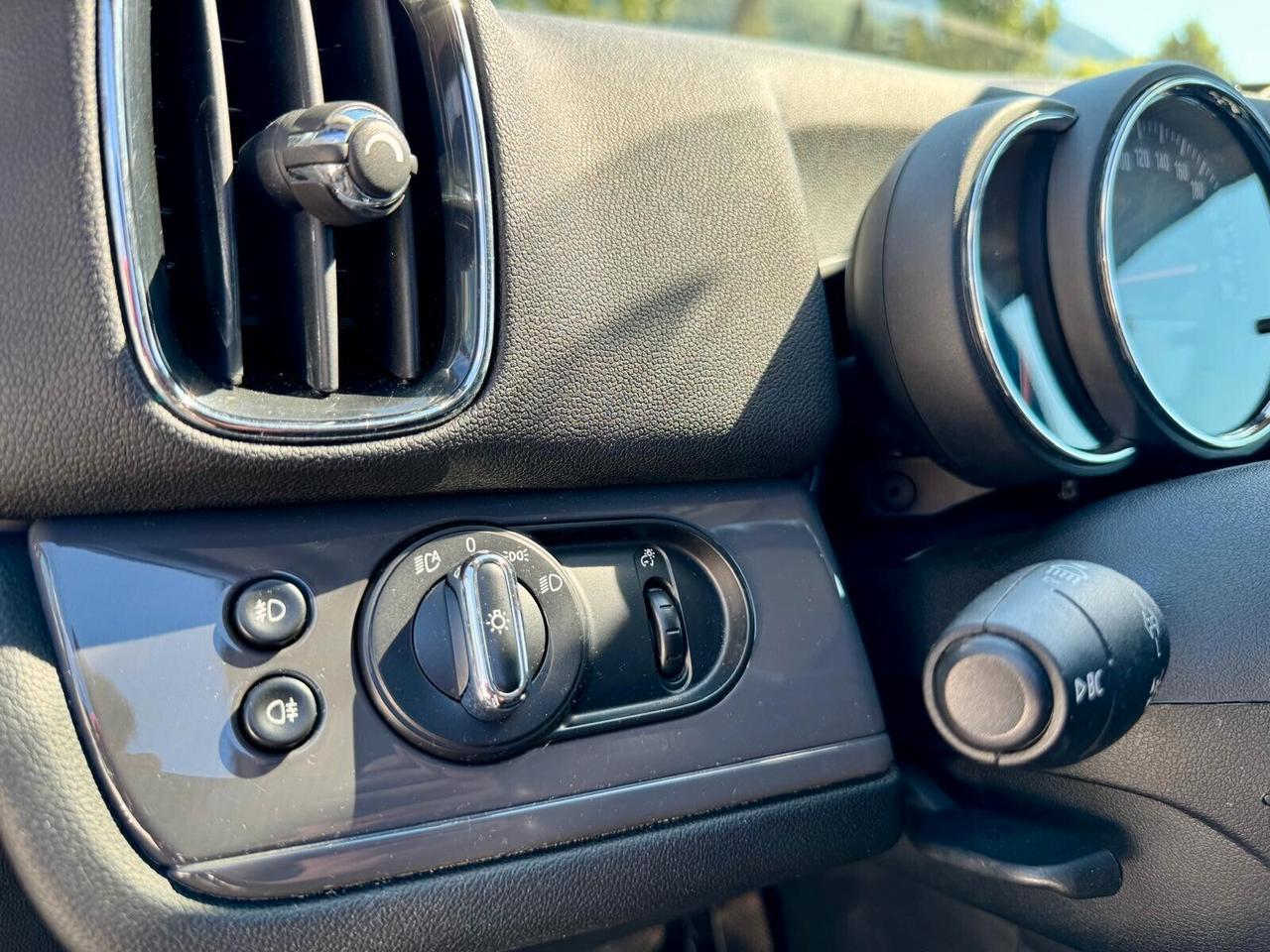 Mini Cooper SD Countryman 2.0 Hype Automatica
