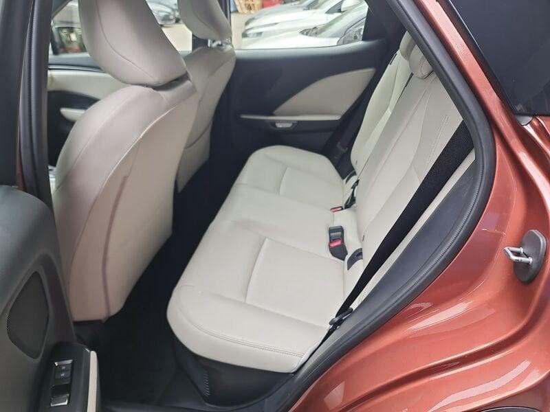 Lexus LBX 1.5 Hybrid 136 Elegant 2WD