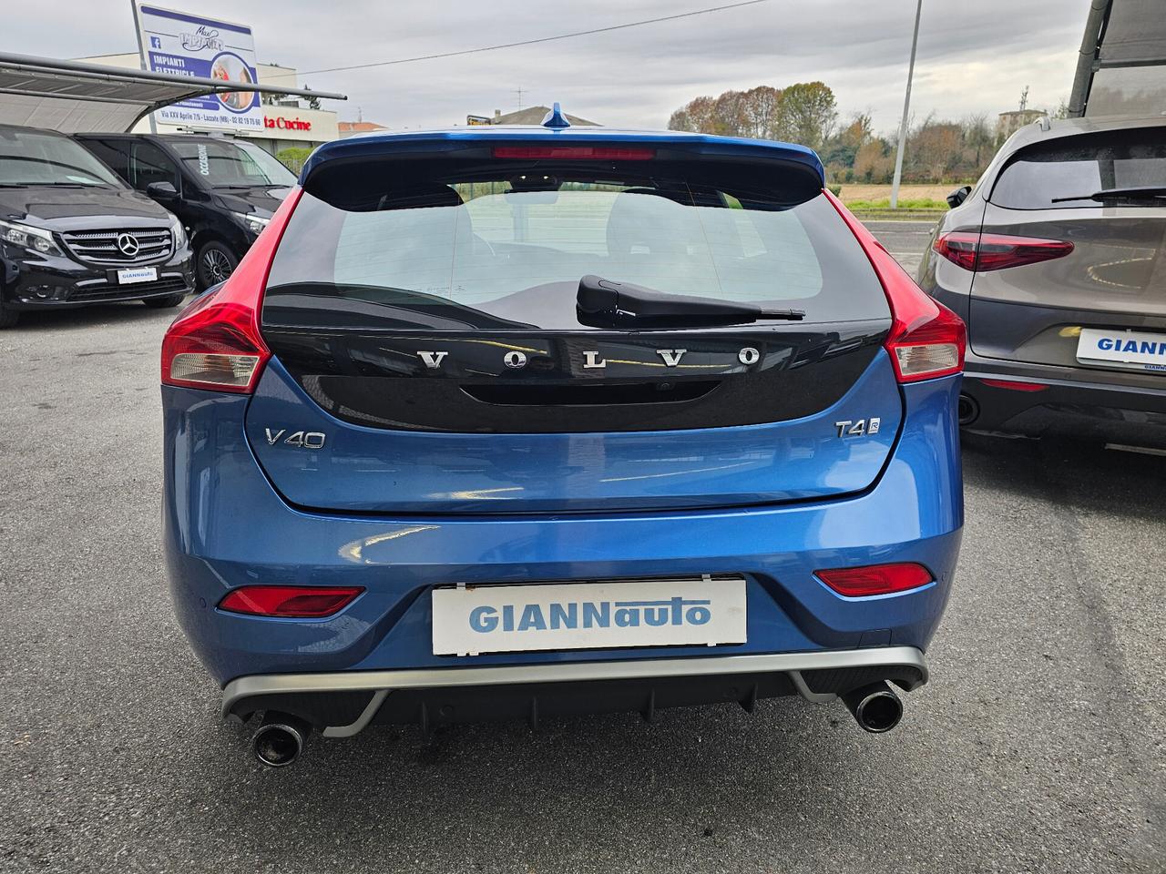 Volvo V40 T5 Geartronic R-design Momentum