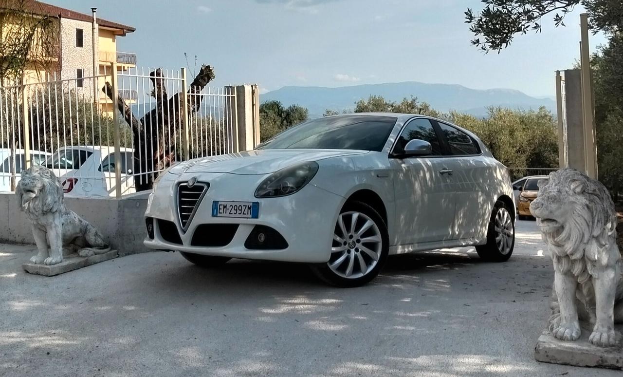 Alfa Romeo Giulietta 1.6 JTDm-2 105 CV Exclusive