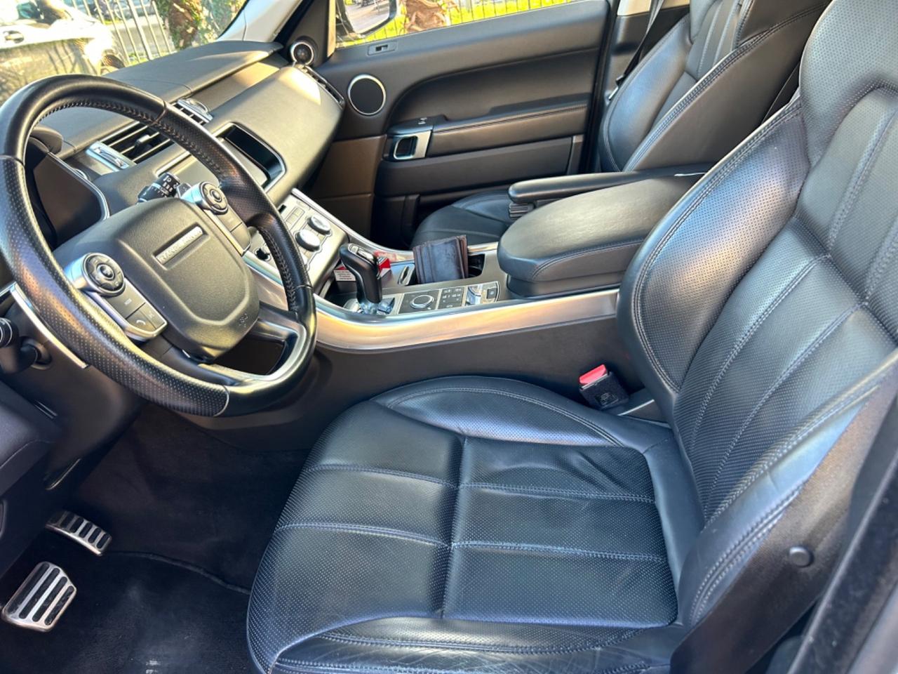 Land Rover Range Rover Sport 3.0 SDV6 HSE SPORT