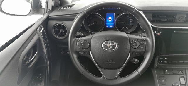 TOYOTA Auris 1.8 Hybrid Business