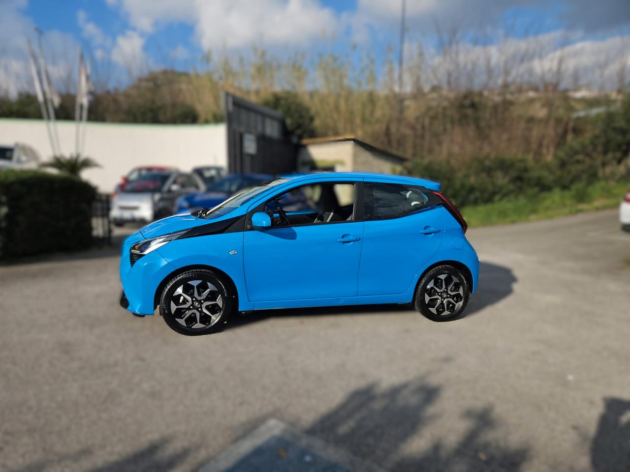 Toyota Aygo 1.0 VVT-i 72 CV 5 porte x-cite AUTOMATICA
