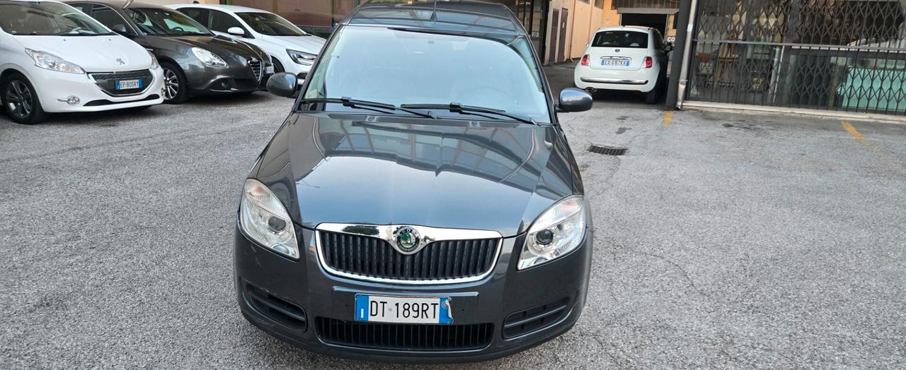 Skoda Roomster Benzina Neopatentati