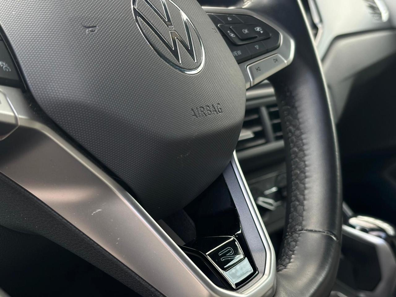 Volkswagen Polo 1.0 TSI DSG R-Line