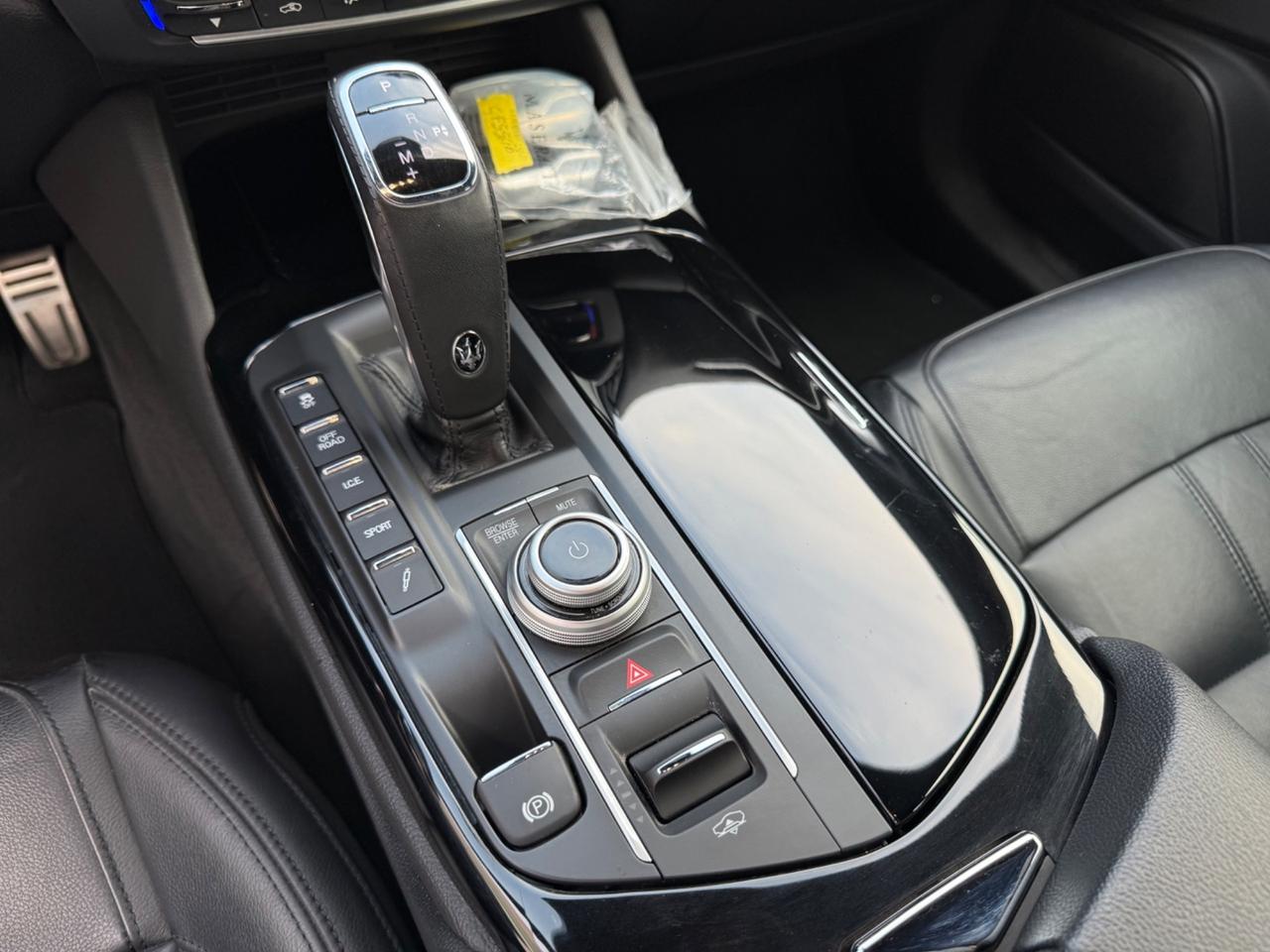 Maserati Levante 3.0 350 CV V6 AWD Gransport