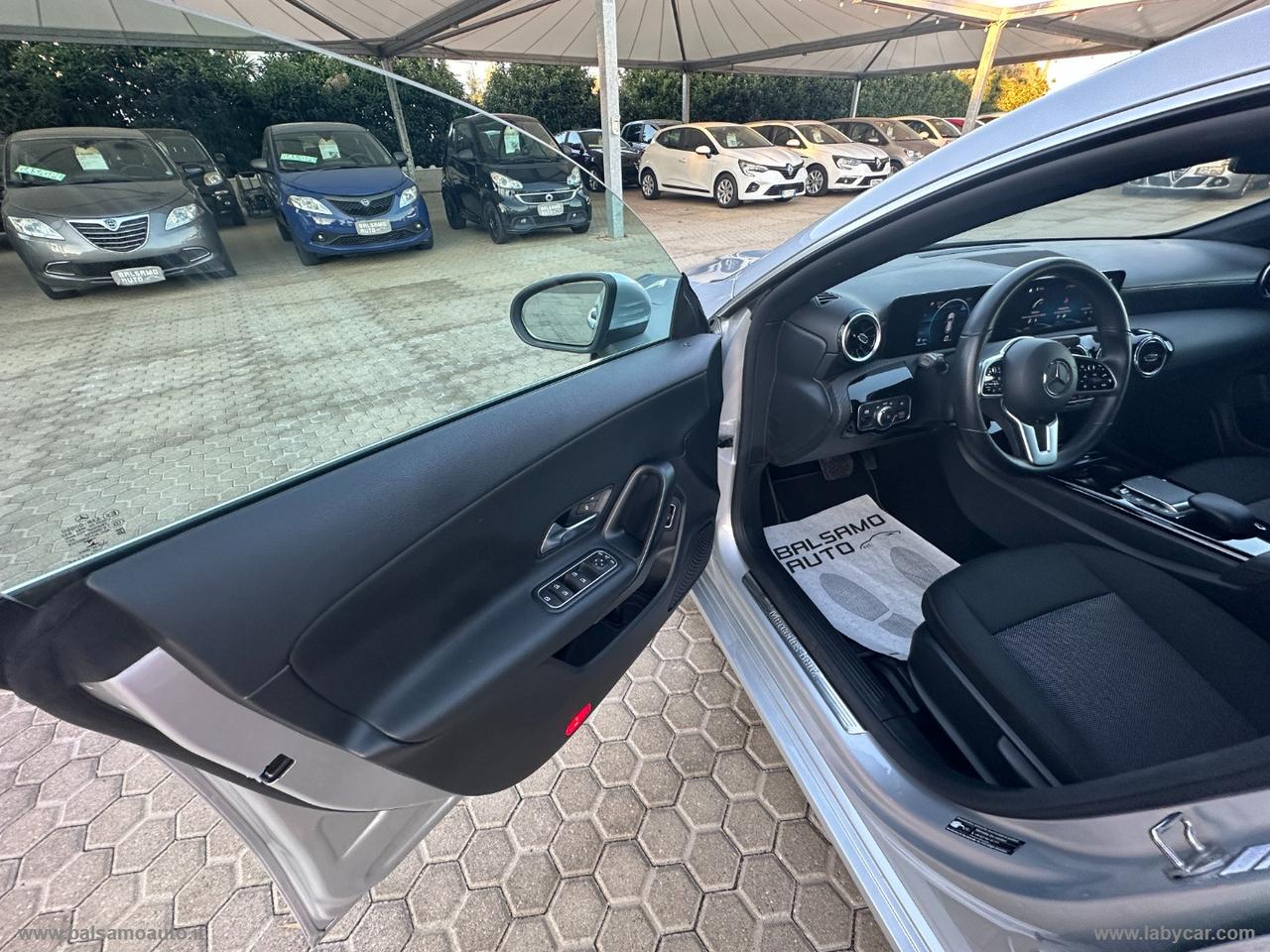 MERCEDES-BENZ CLA 180 d Aut. Shooting Brake Bus. Extra