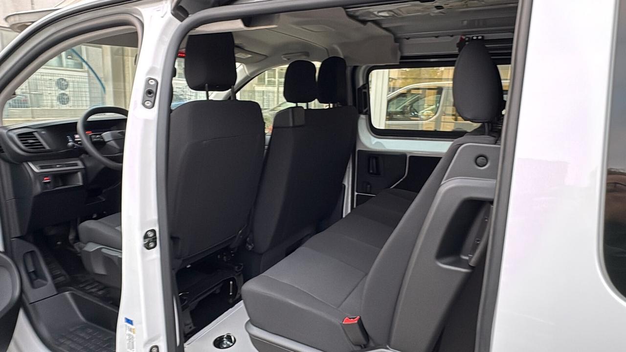 Peugeot EXPERT 6 POSTI AUTOCARRO