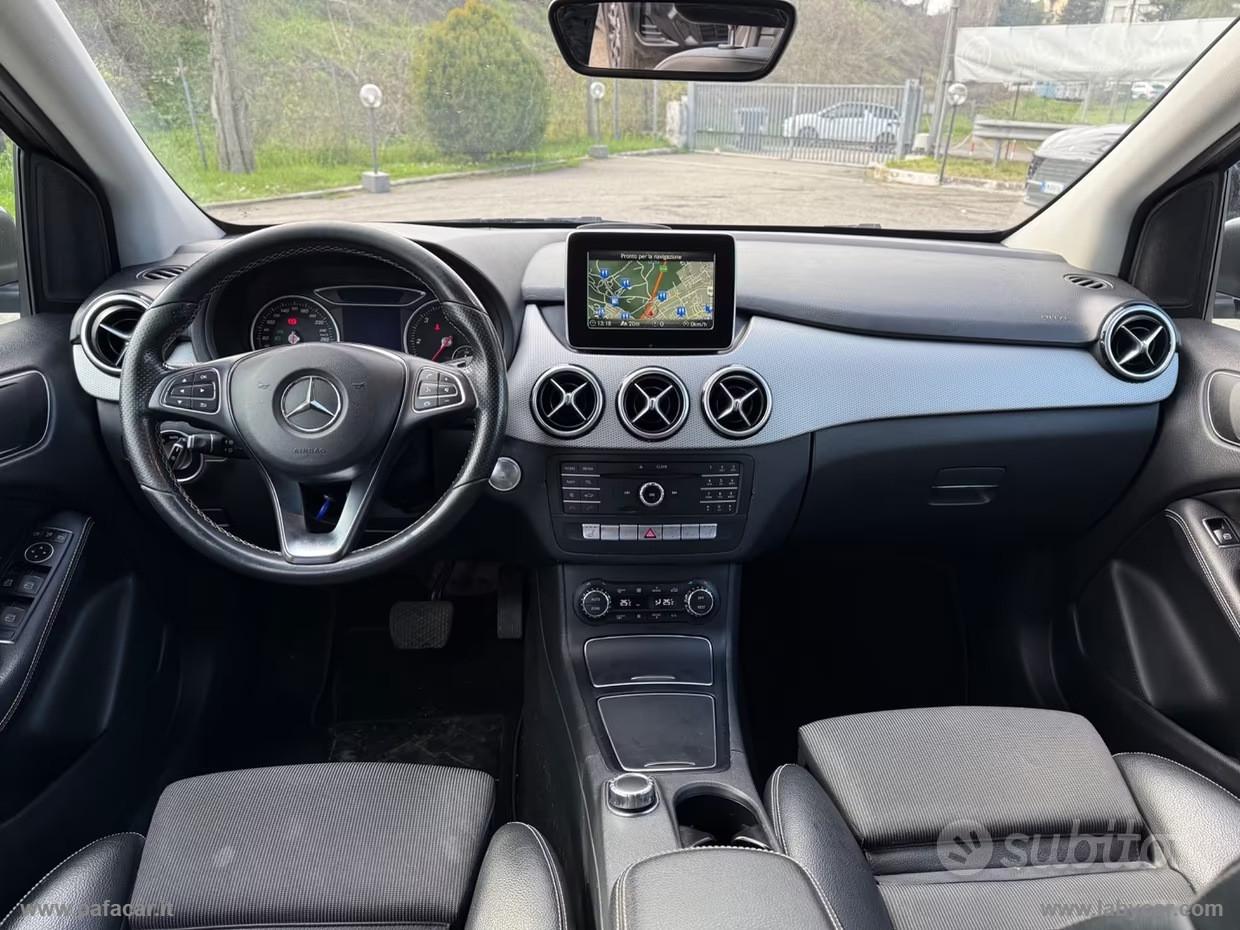 MERCEDES-BENZ B 180 CDI Automatic Premium