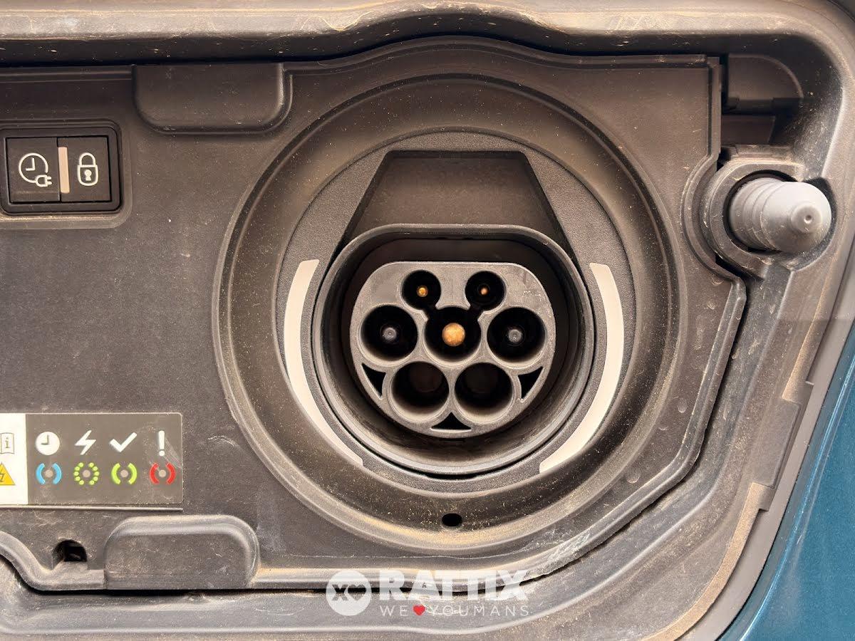 Peugeot 3008 1.6 Hybrid PHEV 225CV GT Pack e-EAT8