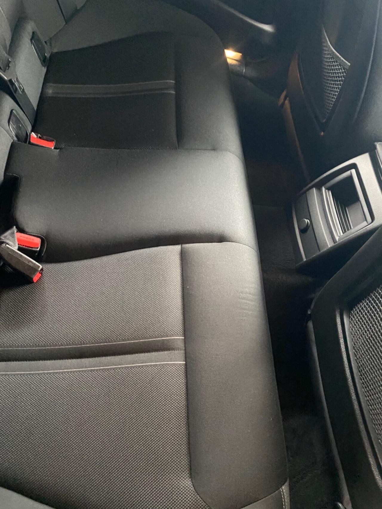Bmw 318d Fine 2015 Full Navi Led