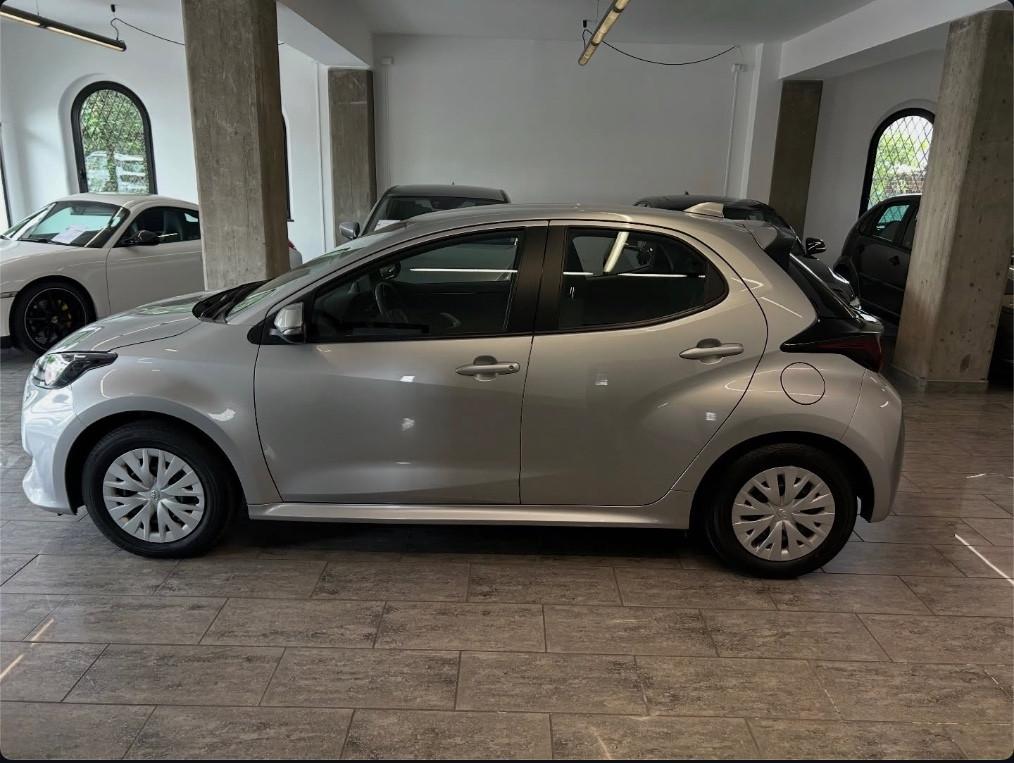 Toyota Yaris 1.5 Hybrid 5 porte Active
