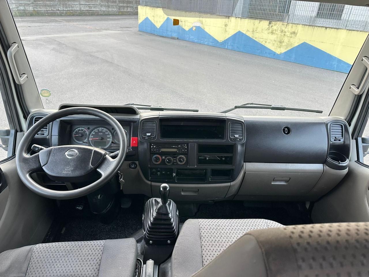 Nissan Cabstar 7 posti 3.0 diesel