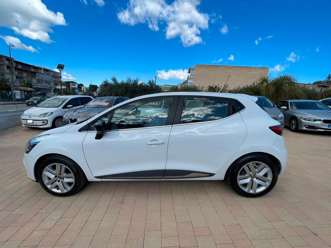 Renault Clio "Finanzaibile Senza Busta Paga"