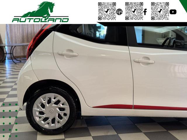 TOYOTA Aygo Connect 1.0 5 porte x-play