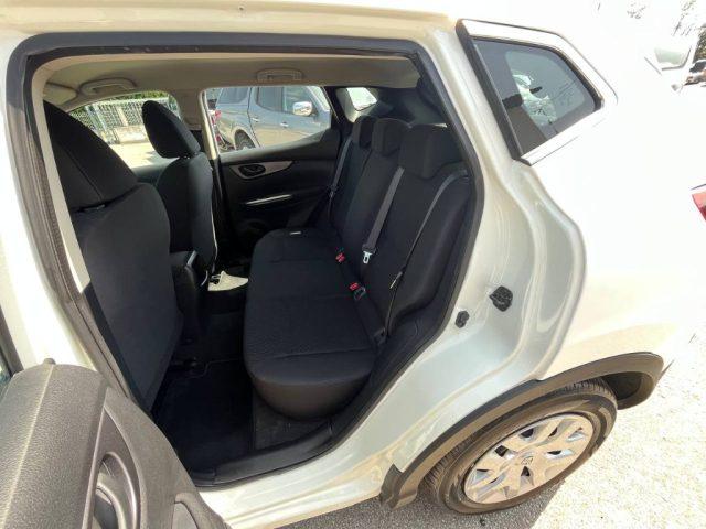 NISSAN Qashqai 1.2 DIG-T Acenta