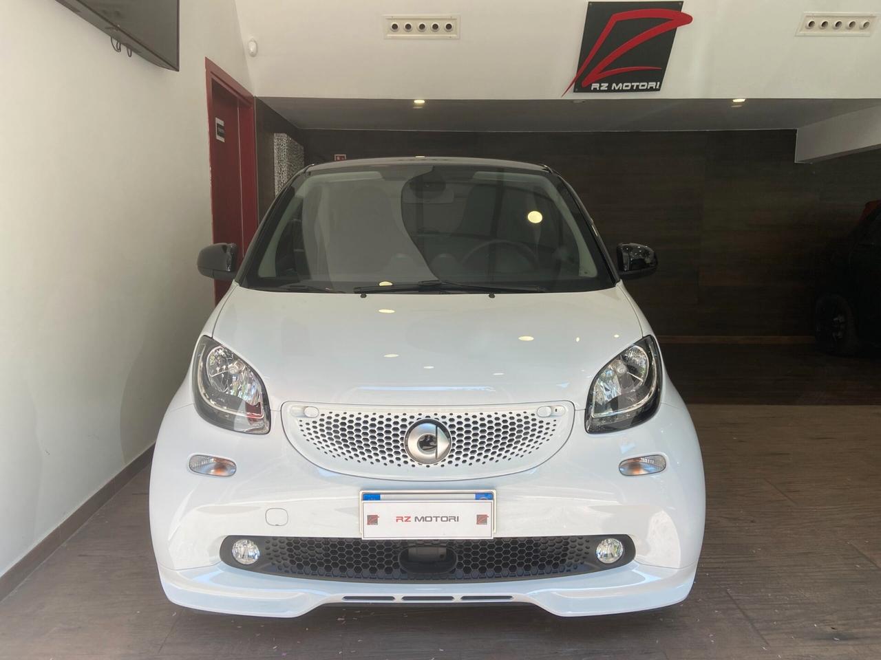 Smart ForTwo 70 1.0 twinamic Superpassion-CONFORT-SPORT-ITALIANA