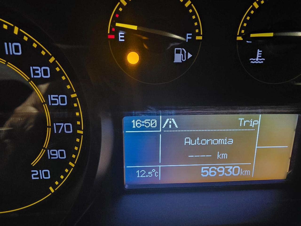 Lancia Ypsilon 1.2 69 CV 5 porte S Momodesign