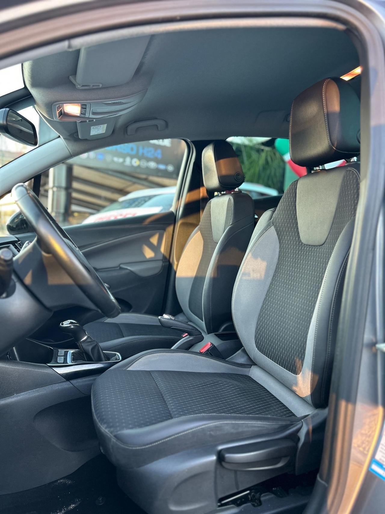 Opel Crossland X 1.6 ECOTEC D 8V Start&Stop Ultimate