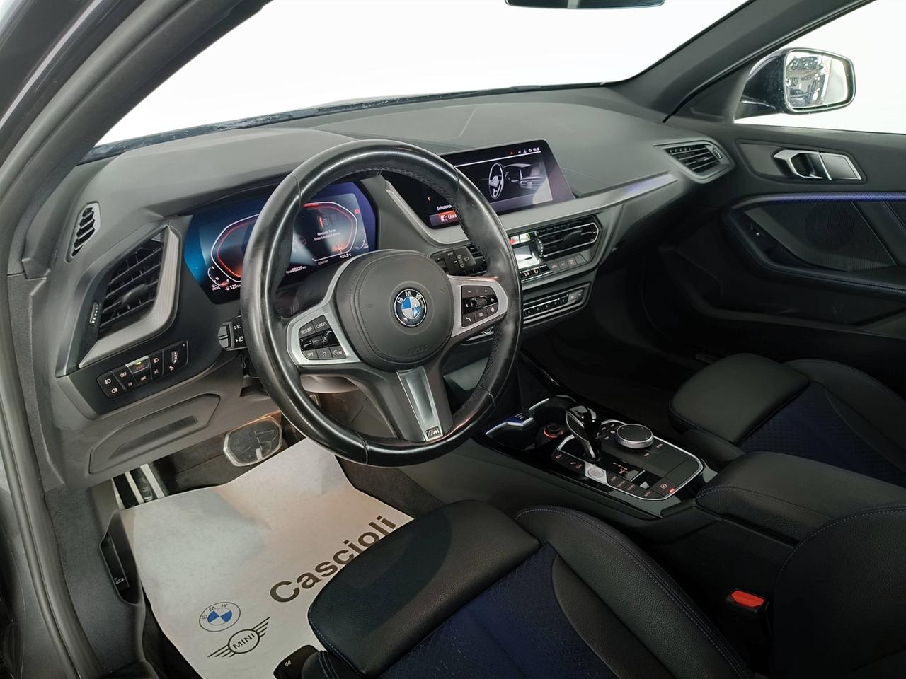 BMW Serie 1 F40 - 118d Msport auto