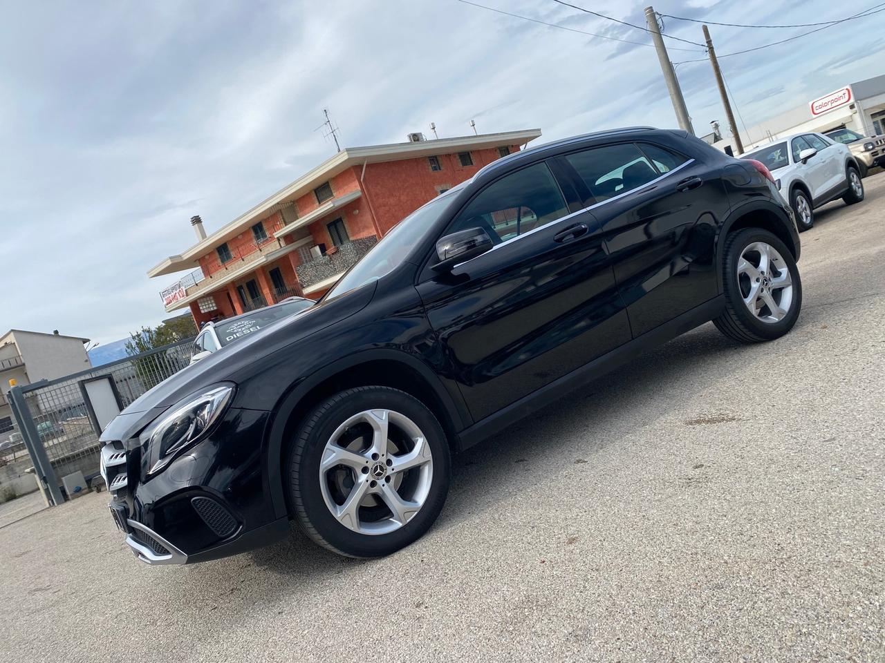 Mercedes-benz GLA 200 d Automatic 4Matic Sport 136CV