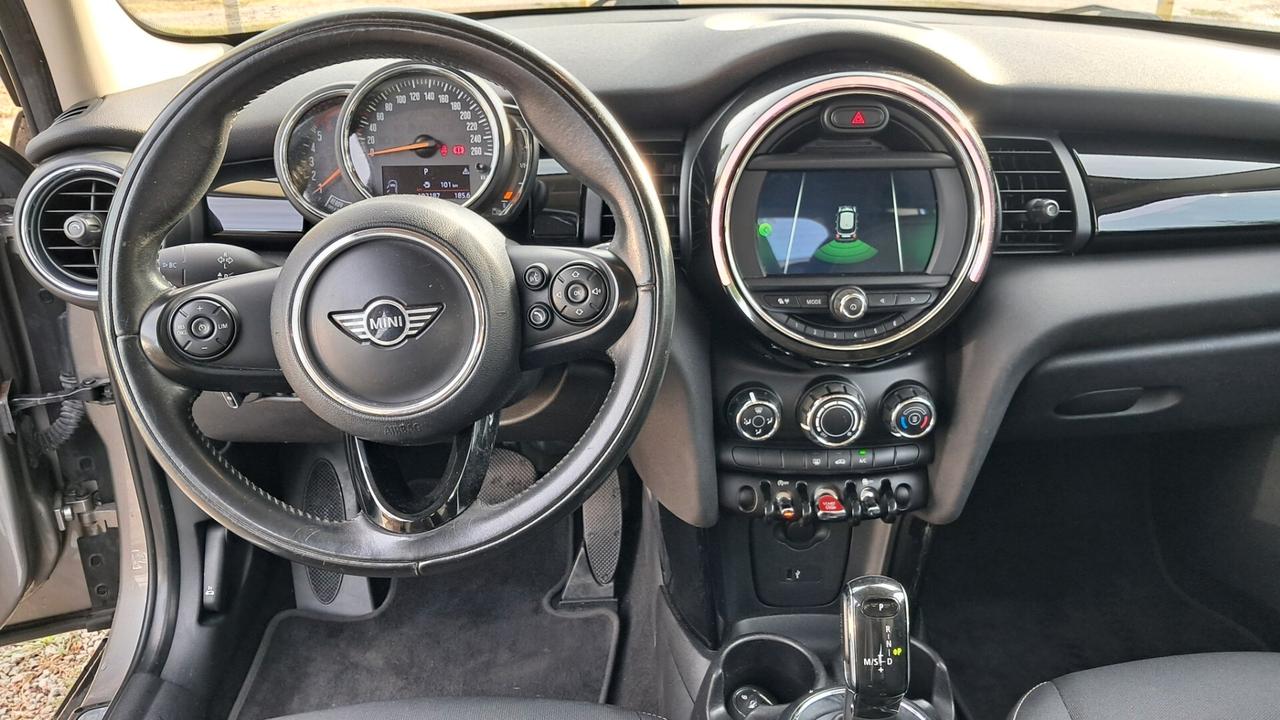 Mini 1.5 Cooper D Baker Street