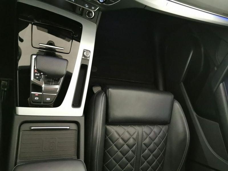 Audi Q5 40 2.0 tdi mhev 12V S line quattro s-tronic