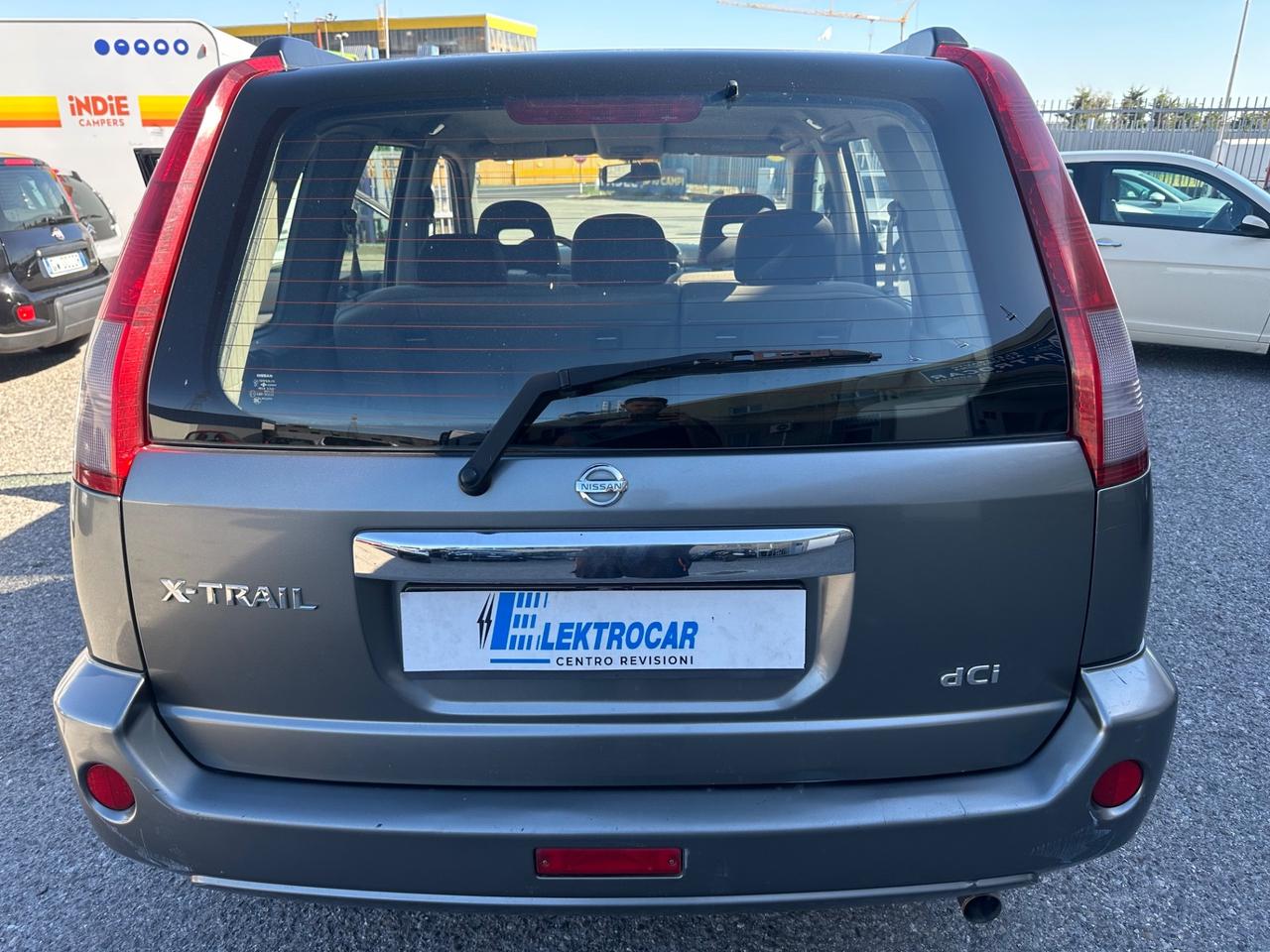 Nissan X-Trail 2.2 dCi Elegance Columbia