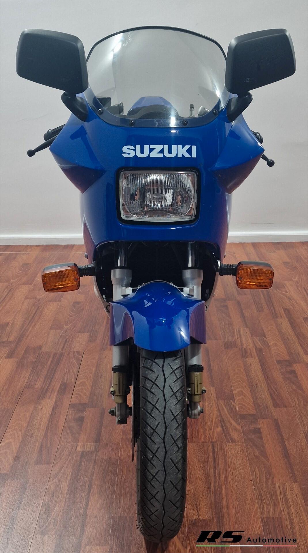 Suzuki RG 250 GAMMA