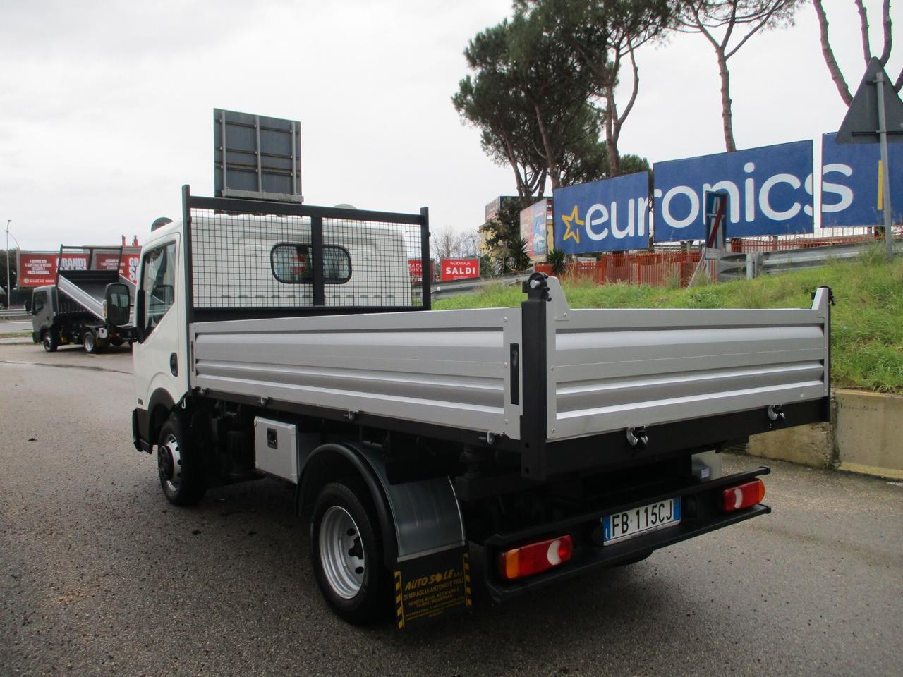 Nissan Cabstar NT 400 35-14 2.5 140CV E5 RIBALTABILE TRILATERALE