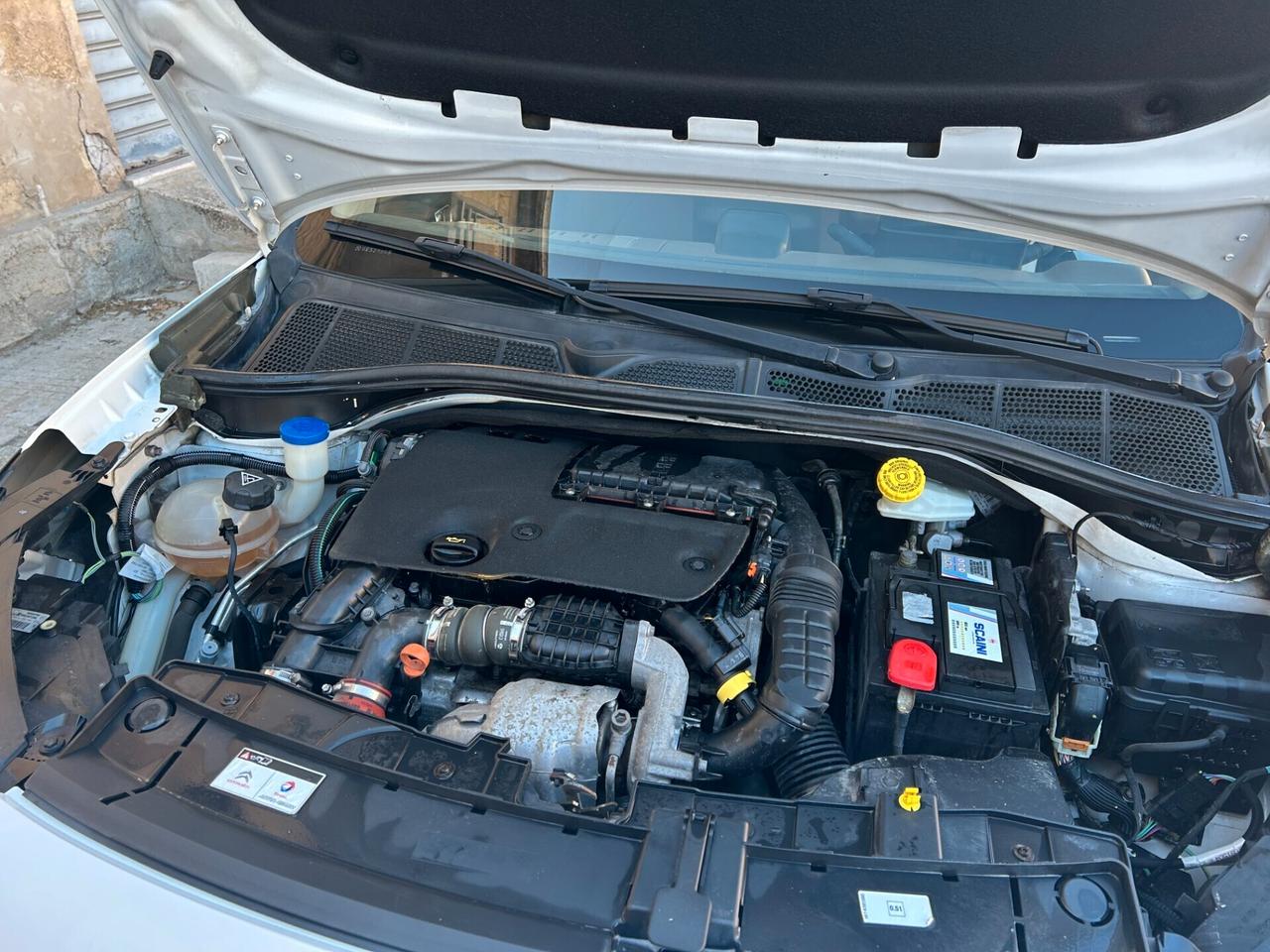Citroen C4 Cactus BlueHDi 100 Shine
