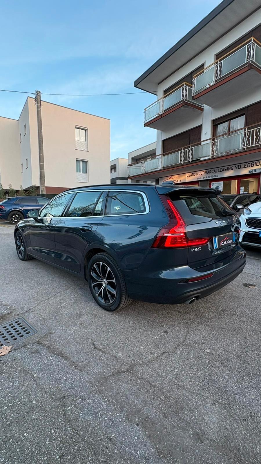 Volvo V60 B4 (d) Geartronic Momentum Business Pro