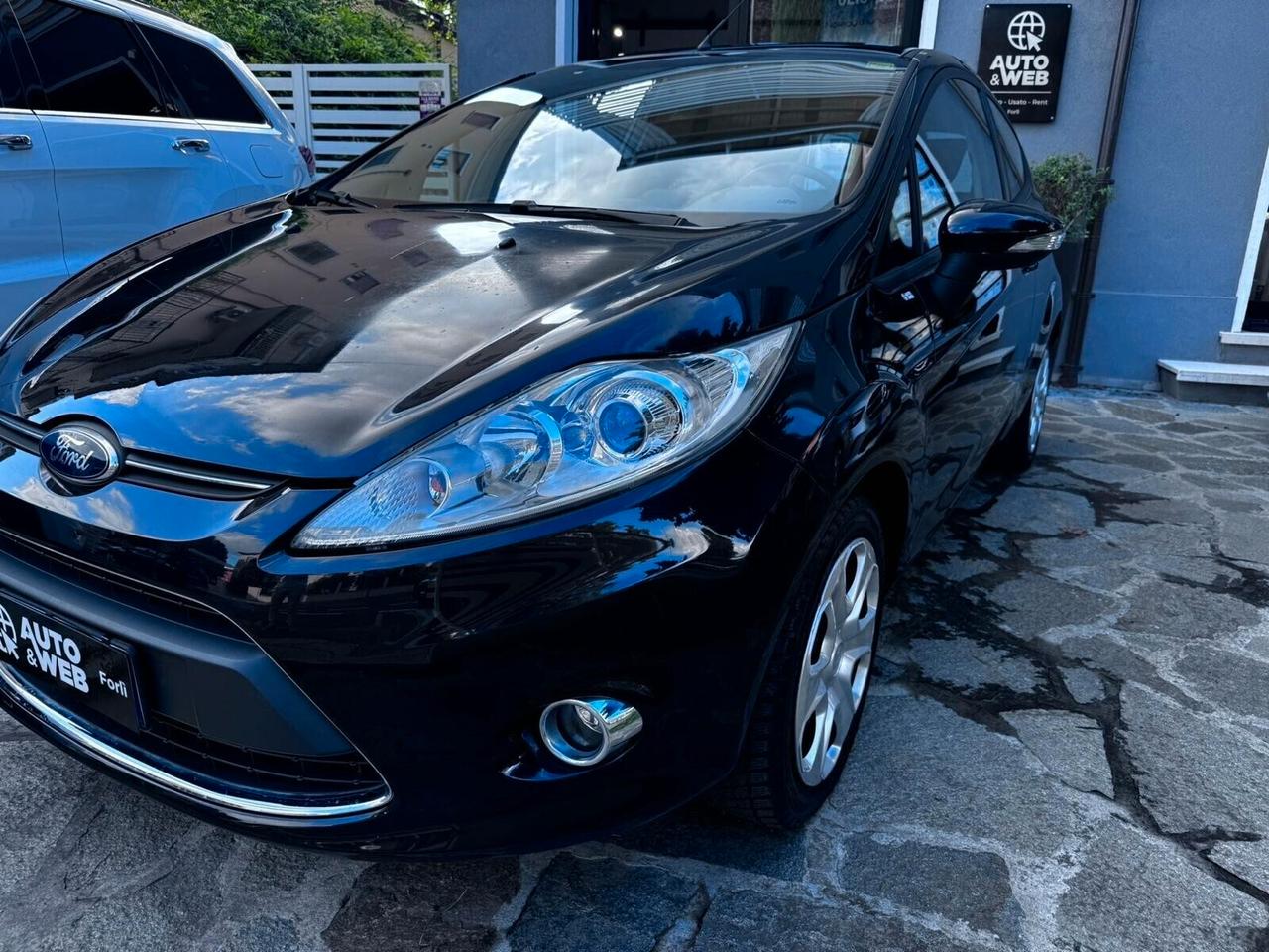 FORD FIESTA 1.4 TDCi 68cv 3p TITANIUM NEOPATENTATI