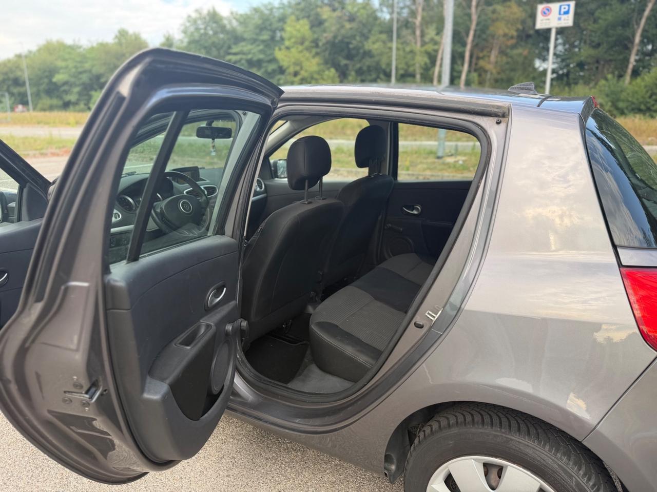 Renault Clio 1.2 16V 5 porte*Neopatentati*