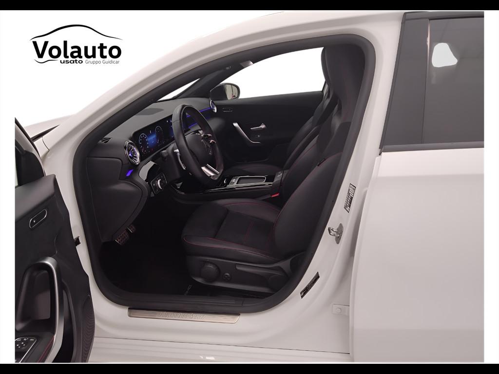 Mercedes-Benz Classe A - W177 2018 - A 180 d Premium auto
