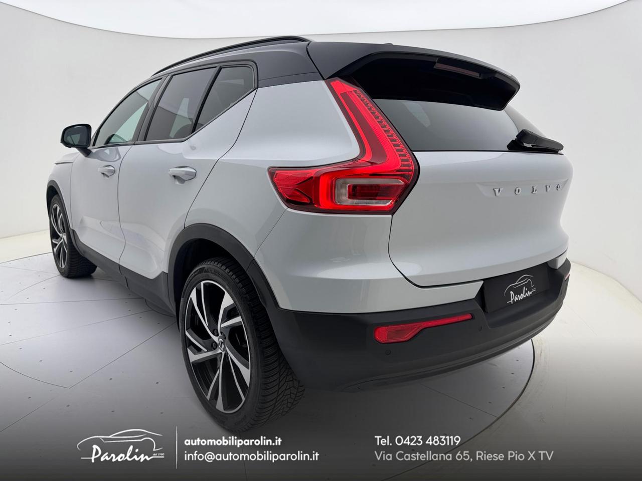 Volvo XC40 2.0 b5 R-design awd auto Tetto-Pelle-360°