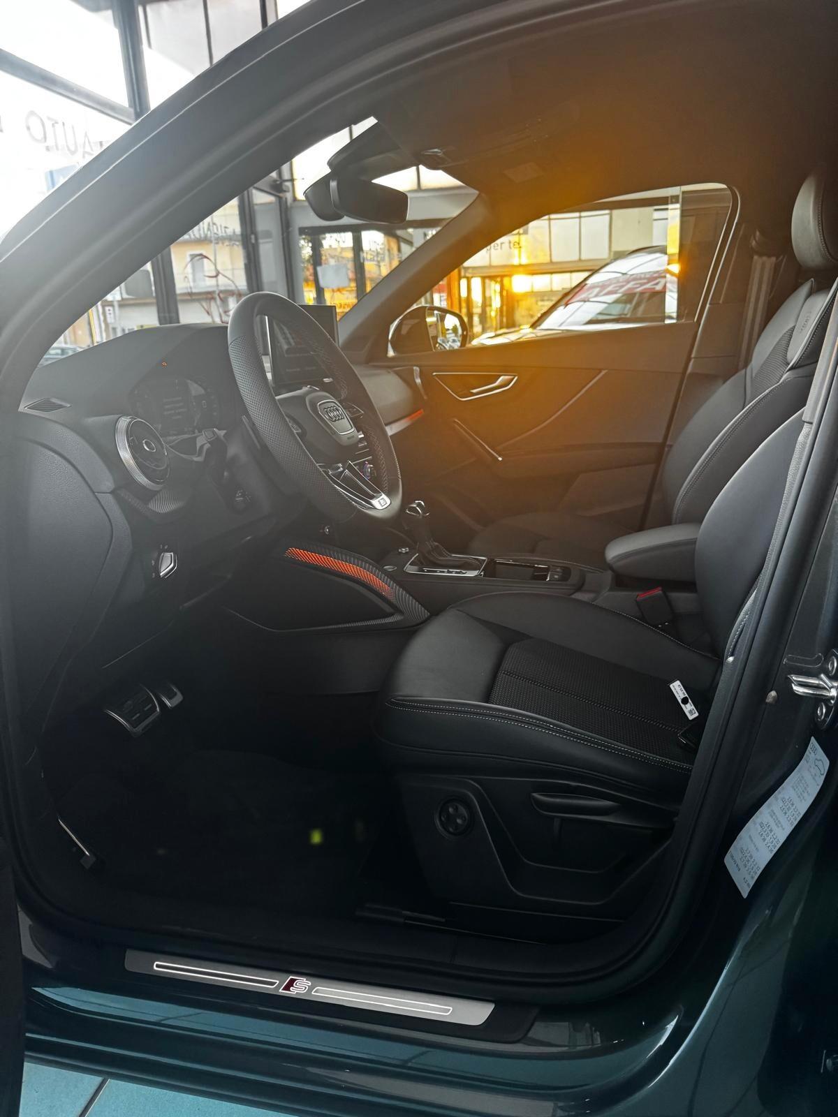 Audi Q2 35 TDI S tronic Identity Black Sline INTROVABILE