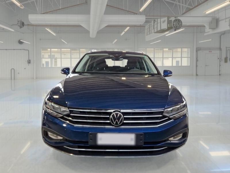 VOLKSWAGEN PASSAT VARIANT 2.0 TDI SCR EVO 110 KW EXECUTIVE DSG STATION WAGON