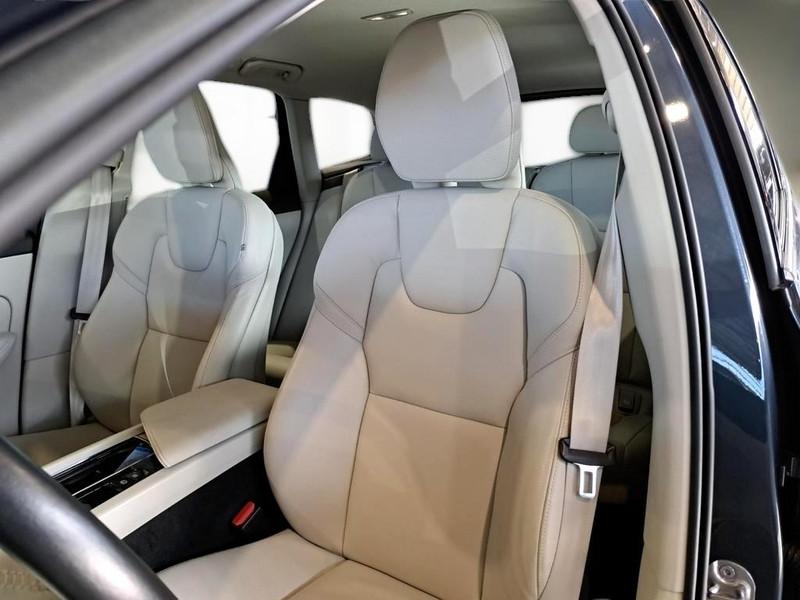 VOLVO XC60 B4 D automatico Inscription