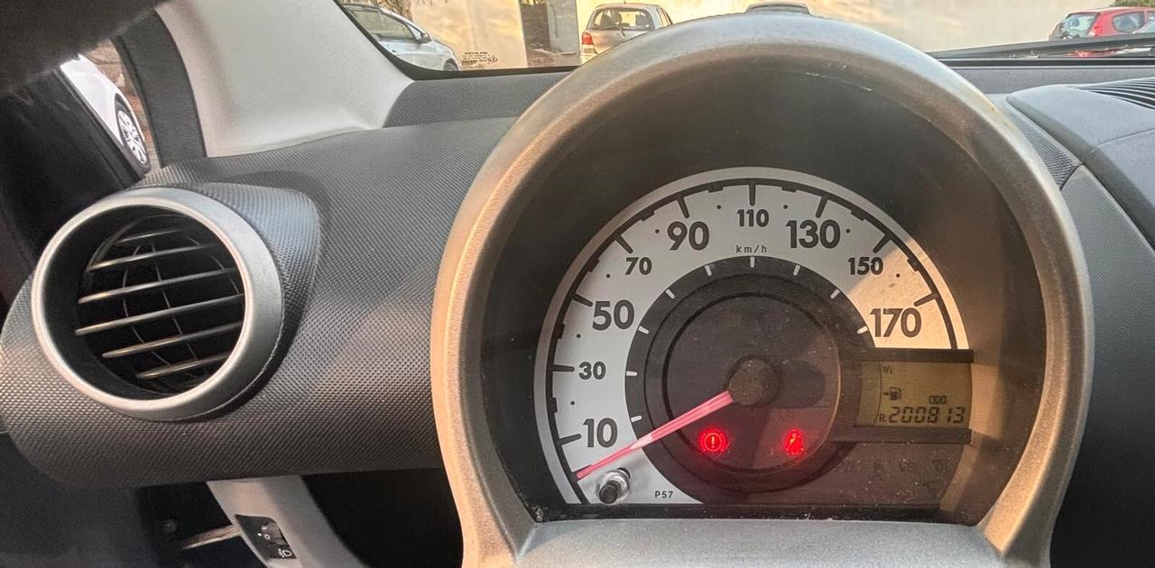 Toyota Aygo 1.0 12V VVT-i 5 porte