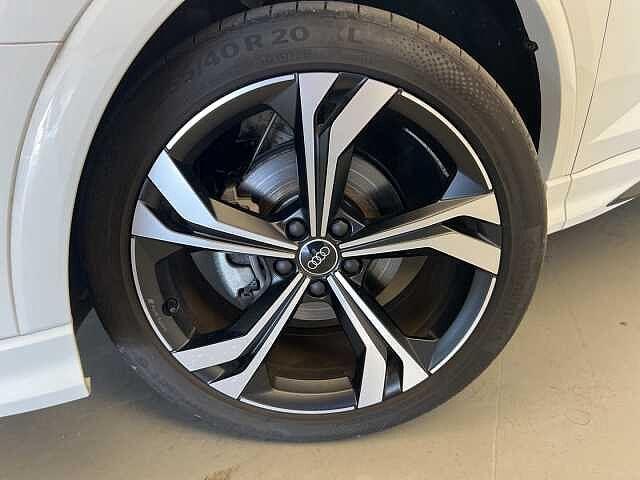 Audi Q3 SPB 35 TFSI S-tronic Identity Black