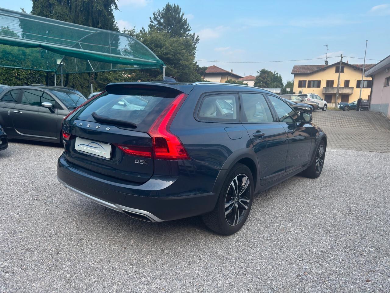 Volvo V90 Cross Country D5 AWD Geartronic Pro