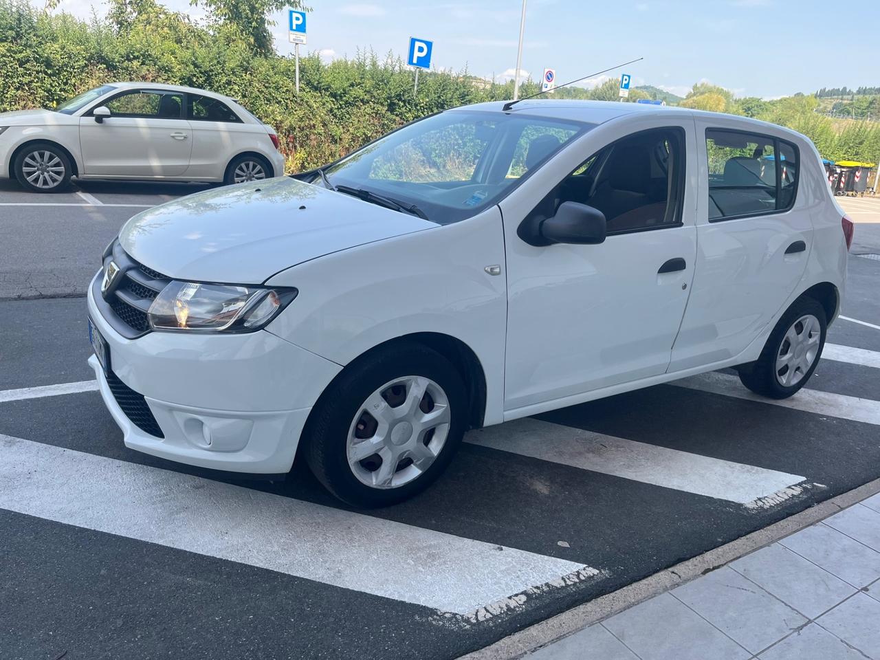 Dacia Sandero 1.2 GPL 75CV Ambiance 2014 177.000 KM