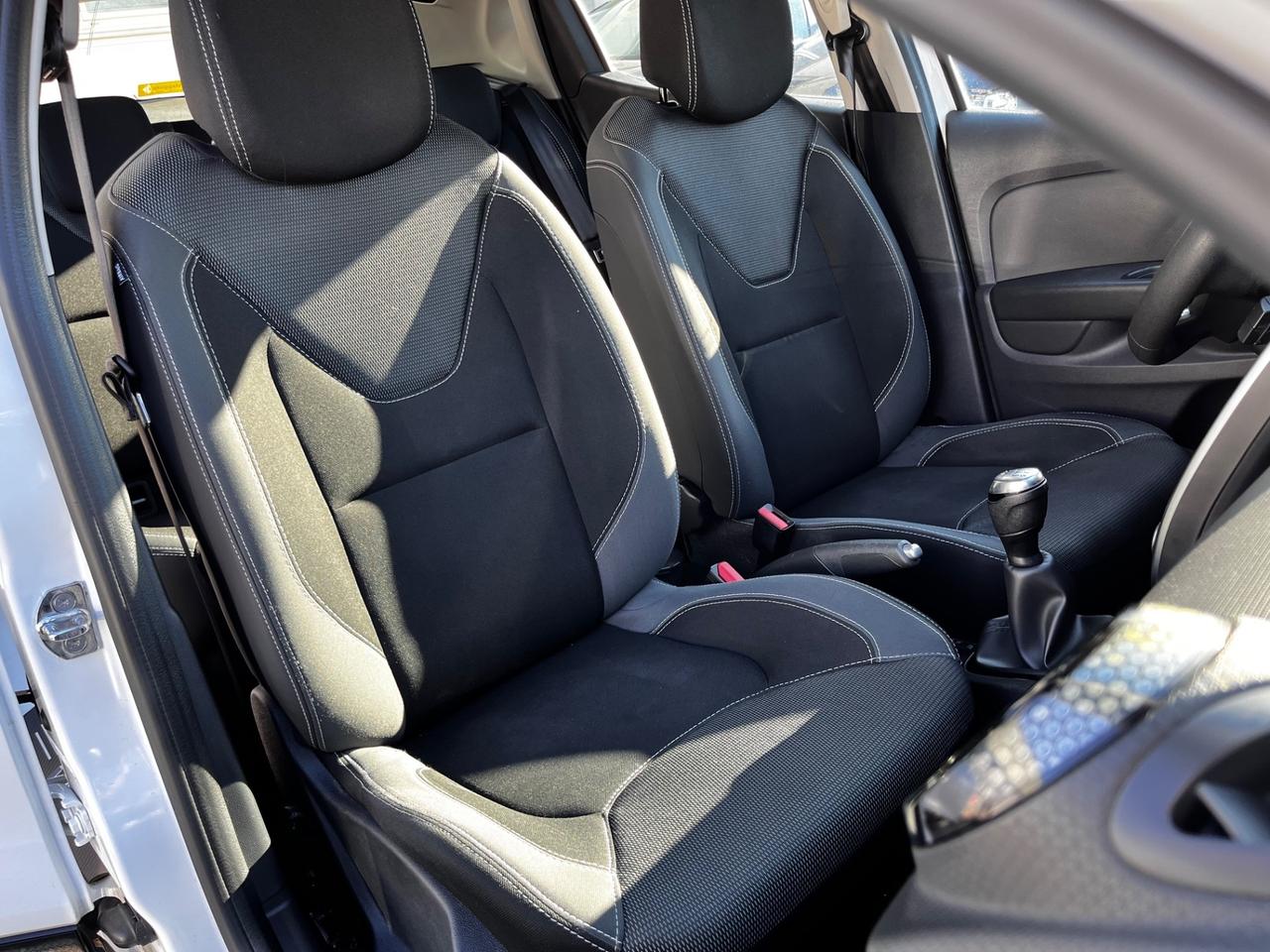 Renault Clio 0.9TCe 75 CV 5 p. MOSCHINO OK NEOPATENTI