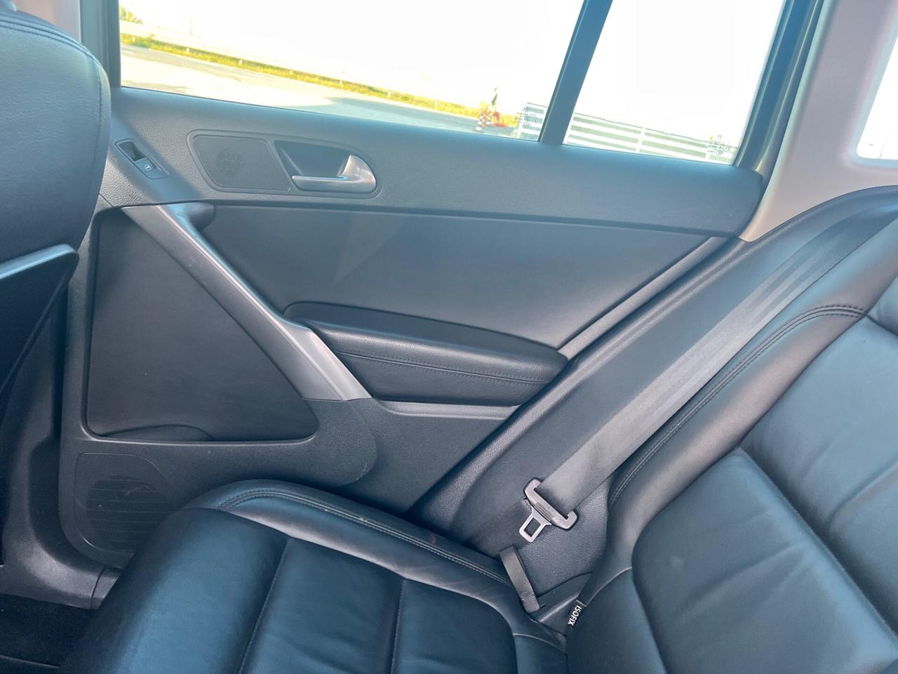 Volkswagen Tiguan 2.0 16V TDI DPF Track & Field (28°)4x4