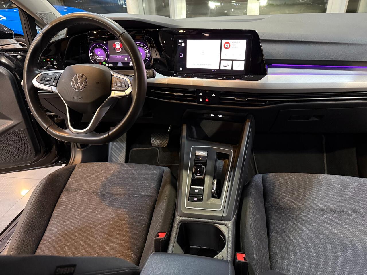 Volkswagen Golf VIII 2023 2.0 tdi Life 115cv dsg