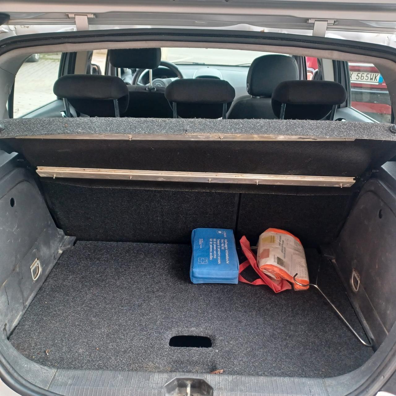 CORSA 1.3 MJTD NEOPATENTATI GARANZIA 12 MESI