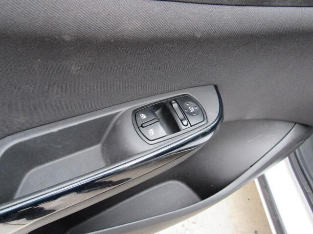 Opel Corsa 1.0 Turbo SGE Start&Stop 5 porte b-Color NEOPATENTATI