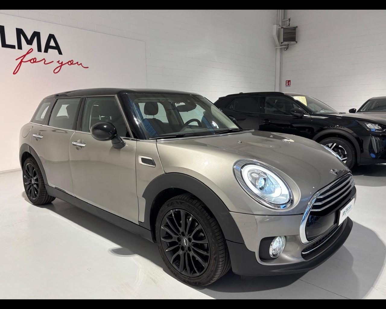 MINI Mini IV F54-F55-F56-F57 - Mini Clubman 2.0 Cooper D Hype